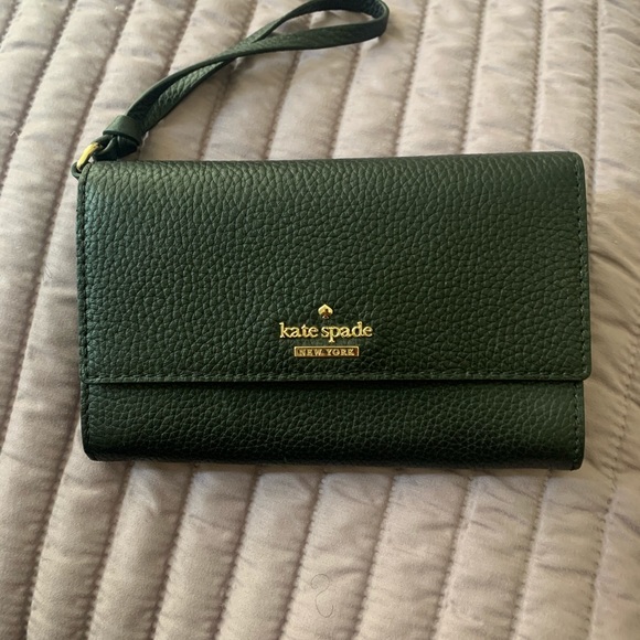 Kate Spade Wallet - Picture 1 of 2